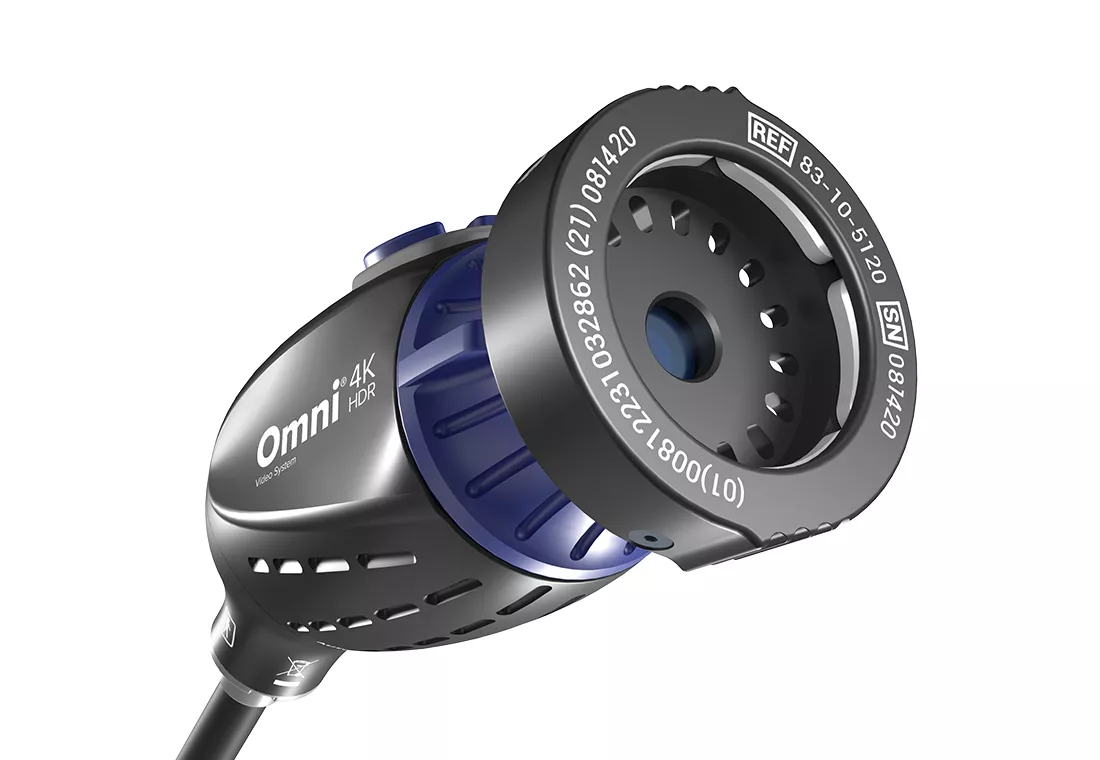 白い背景に Omni 4K HDR システム