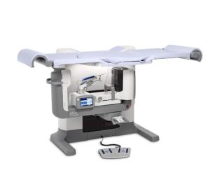 Affirm® Prone Breast Biopsy システム（白い背景）